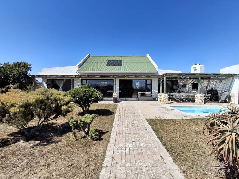 5 Bedroom Property for Sale in Duyker Eiland Western Cape